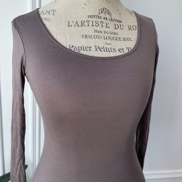 Uniqlo HEATTECH Brown Long Sleeve Top - Picture 3 of 6